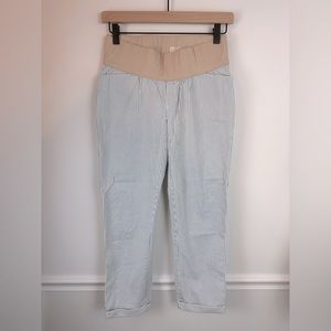 GAP MATERNITY Blue & White ‘Girlfriend Khaki’ Seersucker Cropped Pants | Size 2